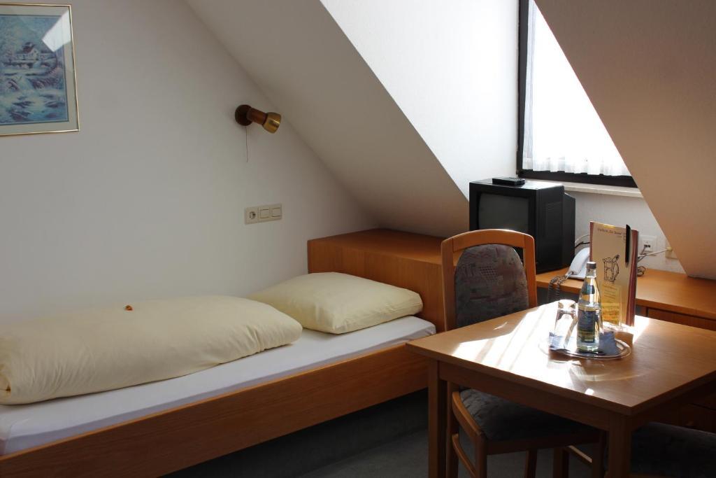 Landhotel Zur Kanne Neresheim Szoba fotó