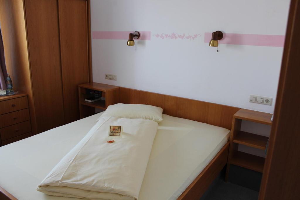Landhotel Zur Kanne Neresheim Szoba fotó